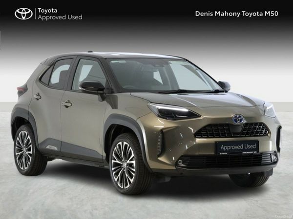 Toyota Yaris Cross Hatchback, Petrol Hybrid, 2022, Green