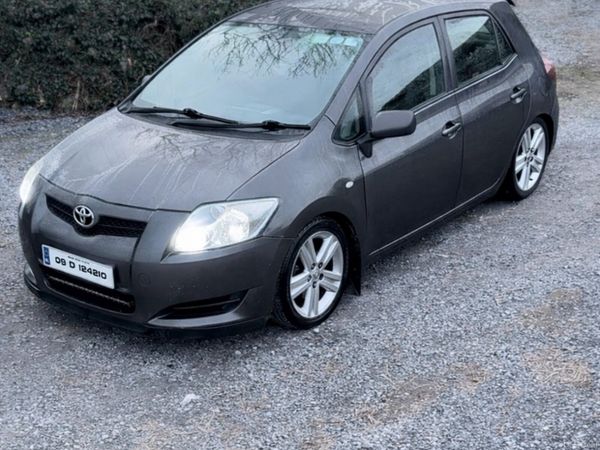 Toyota Auris Hatchback, Diesel, 2009, Grey