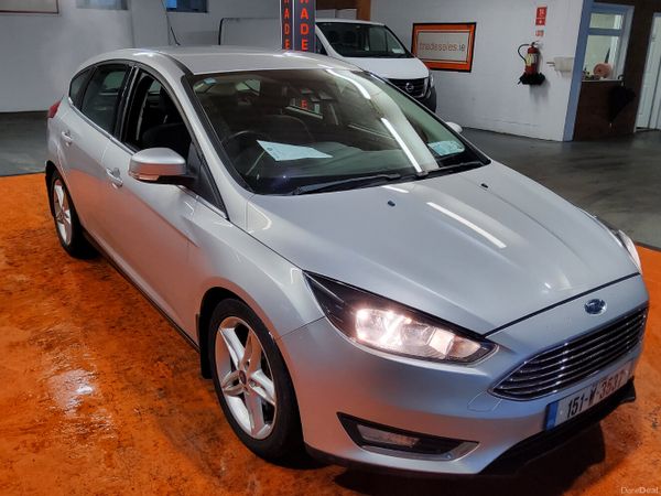 Ford Focus Hatchback, Petrol, 2015, Silver