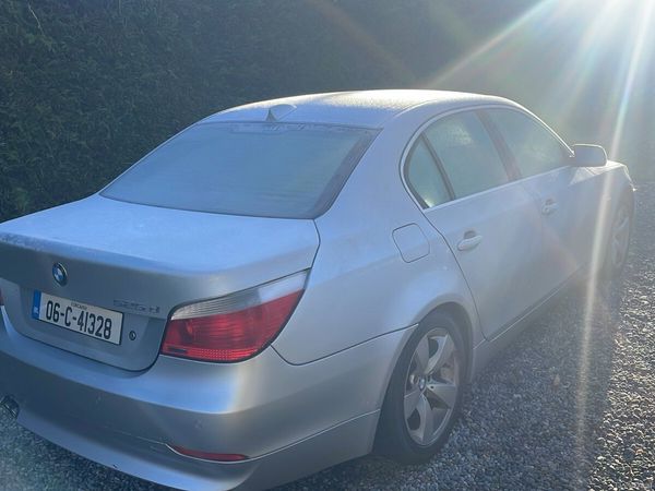BMW 5-Series Saloon, Diesel, 2006, Silver