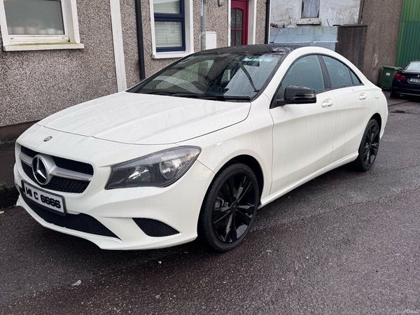 Mercedes-Benz CLA Saloon, Petrol, 2014, White