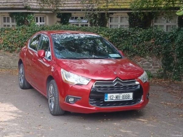 Citroen DS 4 Hatchback, Diesel, 2012, Red