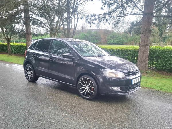 Volkswagen Polo Hatchback, Petrol, 2013, Black