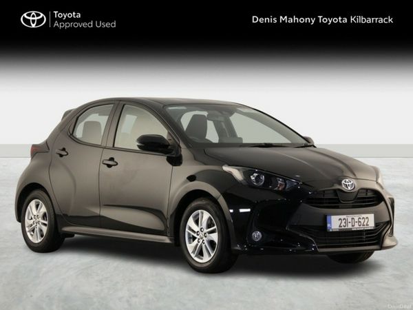 Toyota Yaris Hatchback, Petrol Hybrid, 2023, Black