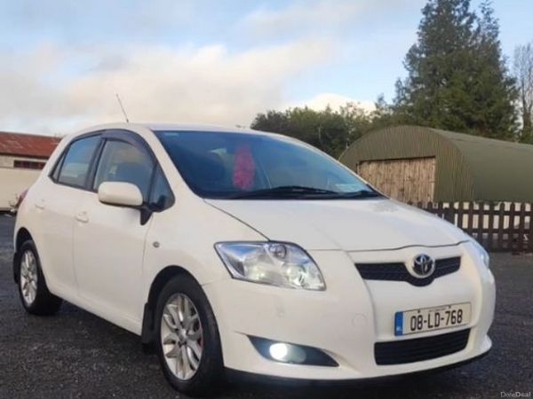 Toyota Auris Hatchback, Petrol, 2008, White