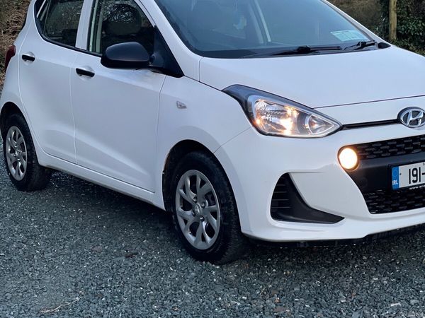 Hyundai i10 Hatchback, Petrol, 2019, White