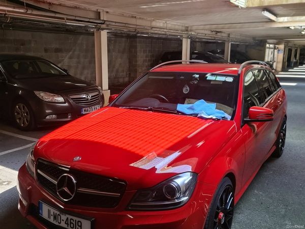Mercedes-Benz C-Class Estate, Diesel, 2011, Red