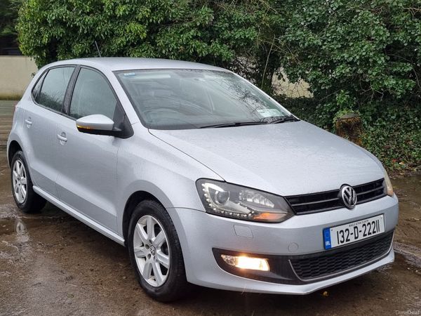 Volkswagen Polo Hatchback, Petrol, 2013, Silver