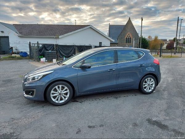 Kia Ceed Hatchback, Petrol, 2017, Blue