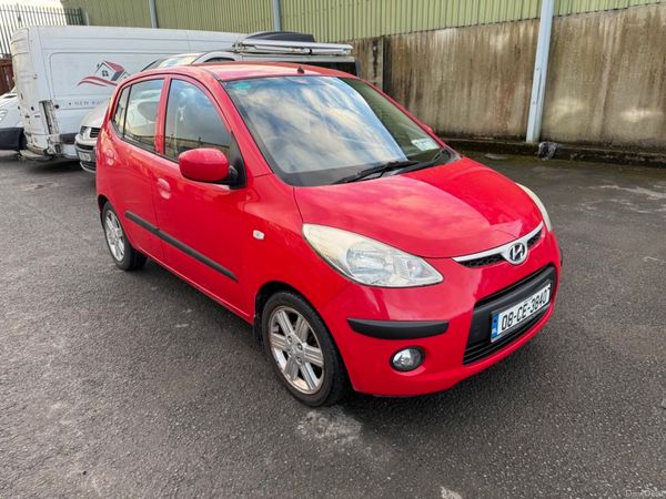 Hyundai i10 Hatchback, Petrol, 2008, Red
