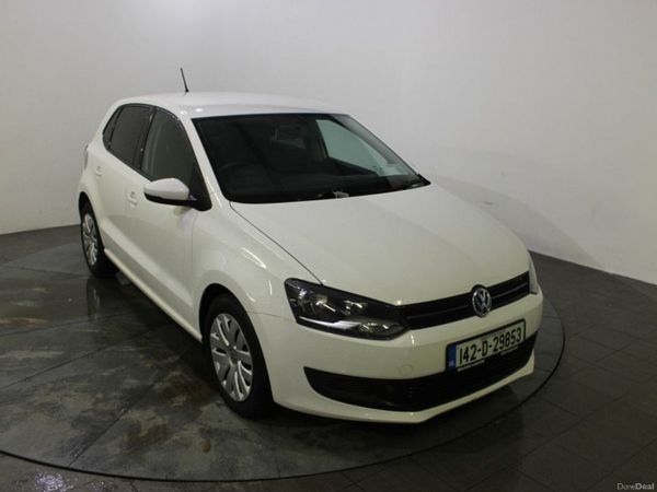Volkswagen Polo Hatchback, Petrol, 2014, White