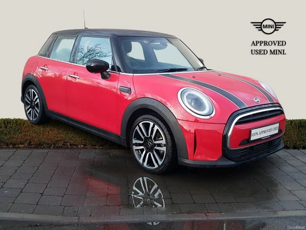 Mini Cooper Hatchback, Petrol, 2023, Red