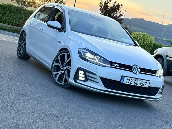Volkswagen Golf Hatchback, Diesel, 2017, White