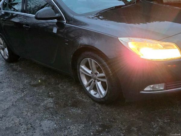 Vauxhall Insignia Hatchback, Diesel, 2009, Black