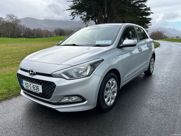 Hyundai i20 Hatchback, Petrol, 2015, Silver