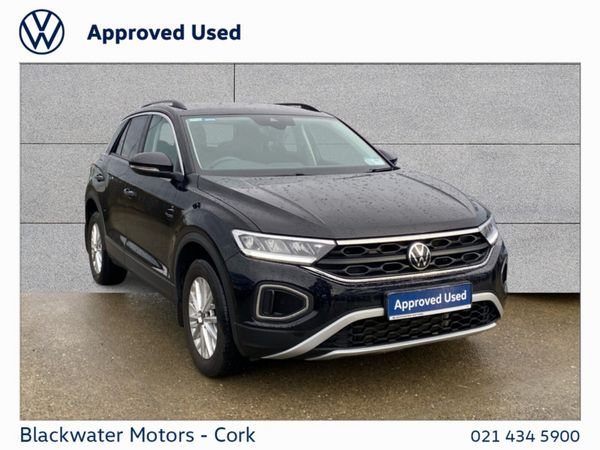 Volkswagen T-Roc SUV, Petrol, 2023, Black
