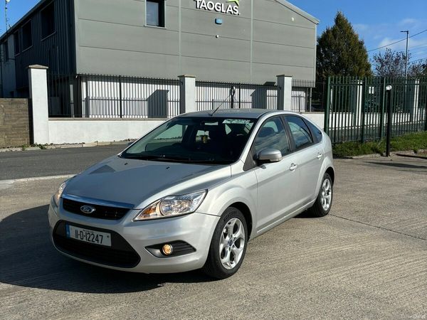 Ford Focus Hatchback, Diesel, 2011, Silver