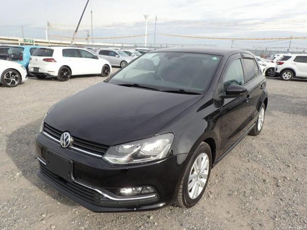 Volkswagen Polo Hatchback, Petrol, 2016, Black
