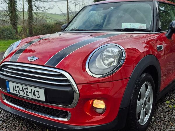 Mini One Hatchback, Petrol, 2014, Red