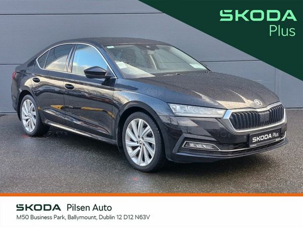 Skoda Octavia Saloon, Diesel, 2023, Black