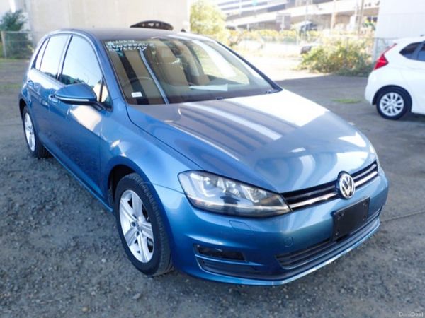 Volkswagen Golf Hatchback, Petrol, 2015, Blue