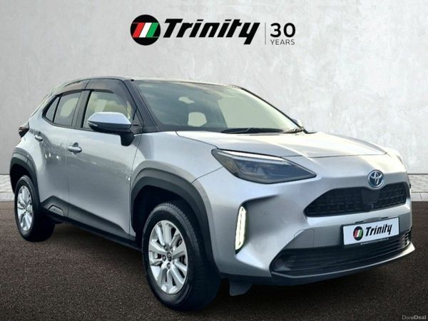 Toyota Yaris Cross SUV, Petrol Hybrid, 2021, Silver