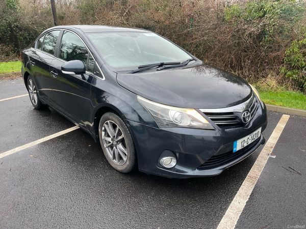 Toyota Avensis Saloon, Diesel, 2012, Grey