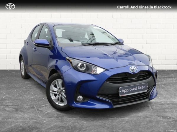 Toyota Yaris Hatchback, Petrol Hybrid, 2023, Blue