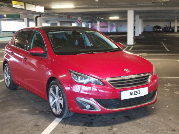 Peugeot 308 Hatchback, Petrol, 2014, Red