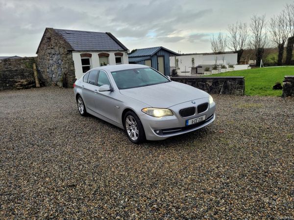 BMW 5-Series Saloon, Diesel, 2011, Silver