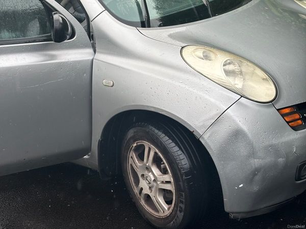 Nissan Micra Hatchback, Petrol, 2003, Silver