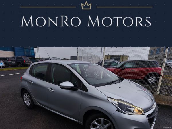 Peugeot 208 Hatchback, Petrol, 2017, Grey