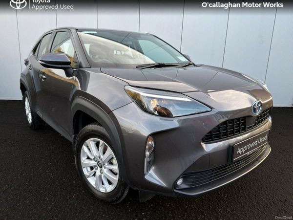 Toyota Yaris Cross Hatchback, Petrol Hybrid, 2024, Grey