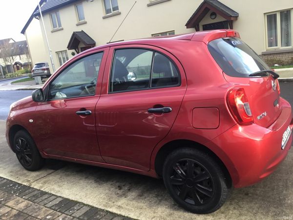 Nissan Micra Hatchback, Petrol, 2016, Red