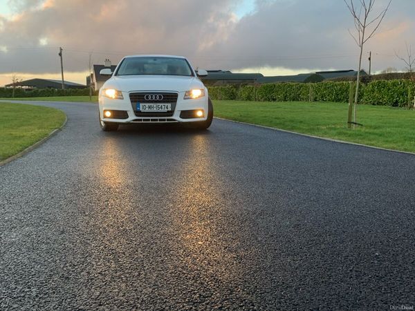 Audi A4 Saloon, Diesel, 2010, White