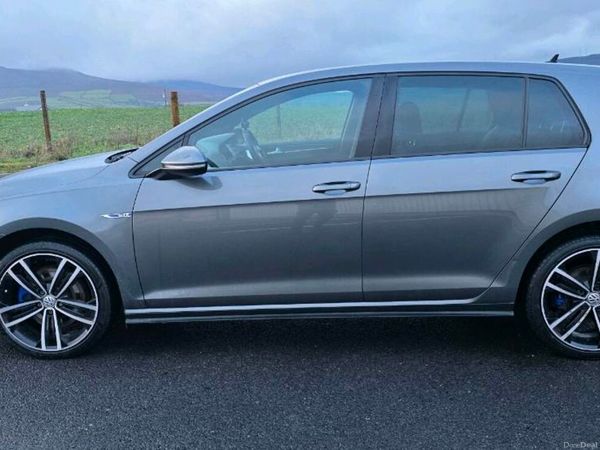 Volkswagen Golf Estate, Petrol Plug-in Hybrid, 2017, Grey