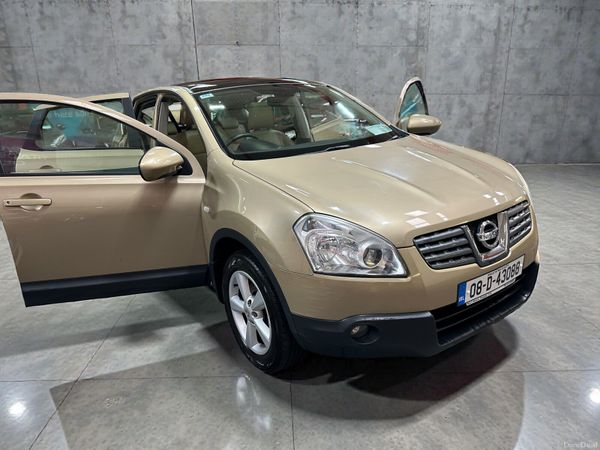 Nissan Qashqai Hatchback, Petrol, 2008, Gold