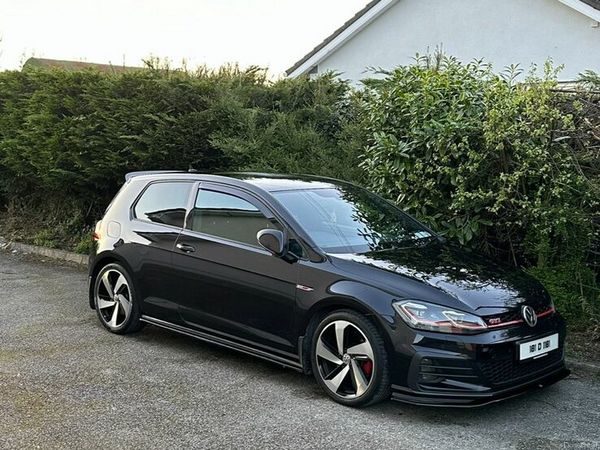 Volkswagen Golf Estate, Petrol, 2018, Black