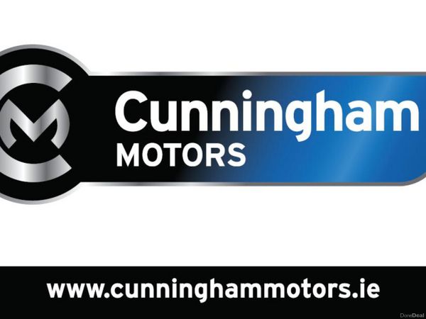 Renault Captur Hatchback, Petrol, 2022, Red