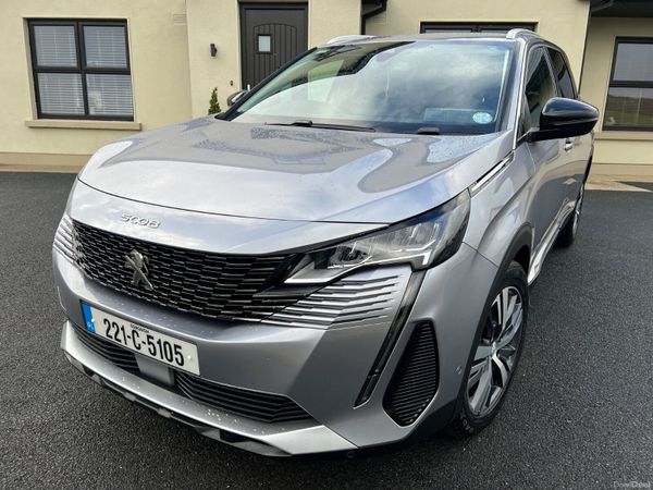 Peugeot 5008 MPV, Diesel, 2022, Grey