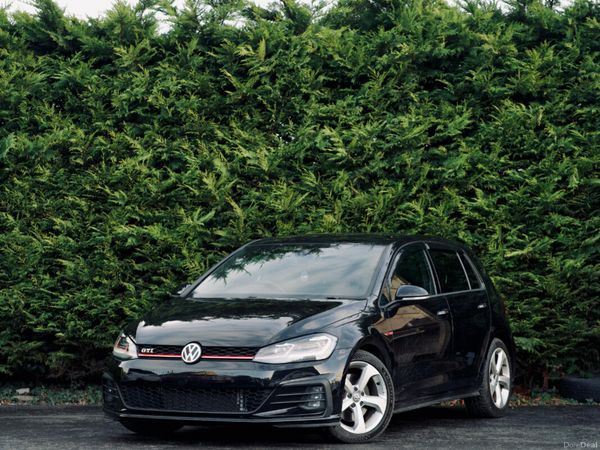 Volkswagen Golf Hatchback, Petrol, 2018, Black