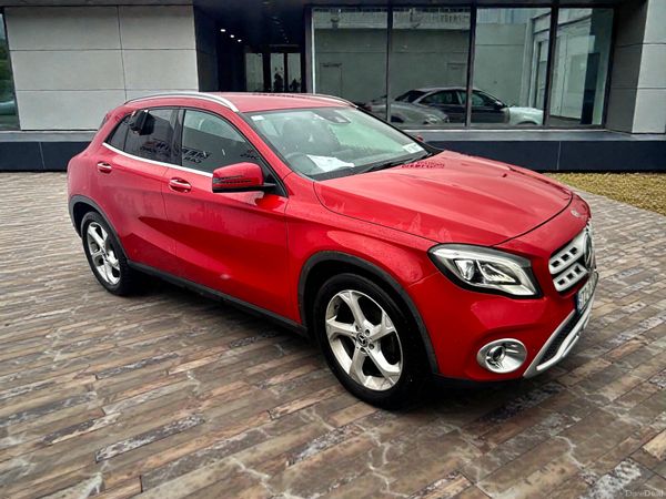 Mercedes-Benz GLA SUV, Petrol, 2017, Red