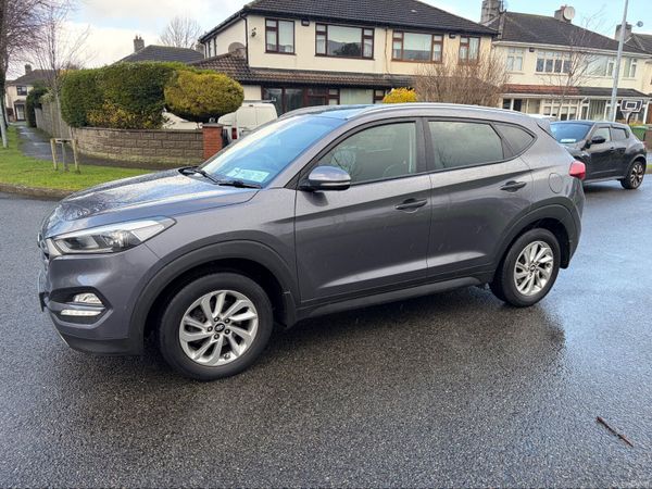Hyundai Tucson SUV, Diesel, 2016, Grey