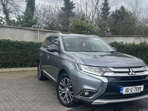 Mitsubishi Outlander SUV, Diesel, 2016, Grey
