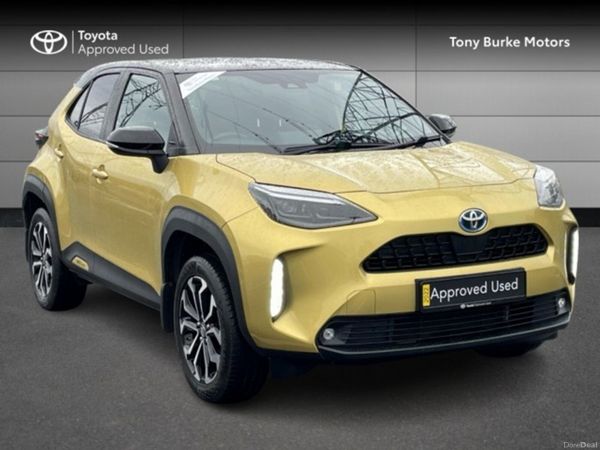 Toyota Yaris Cross SUV, Petrol Hybrid, 2022, Gold