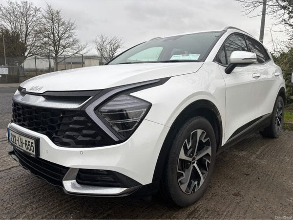 Kia Sportage MPV, Diesel, 2022, White