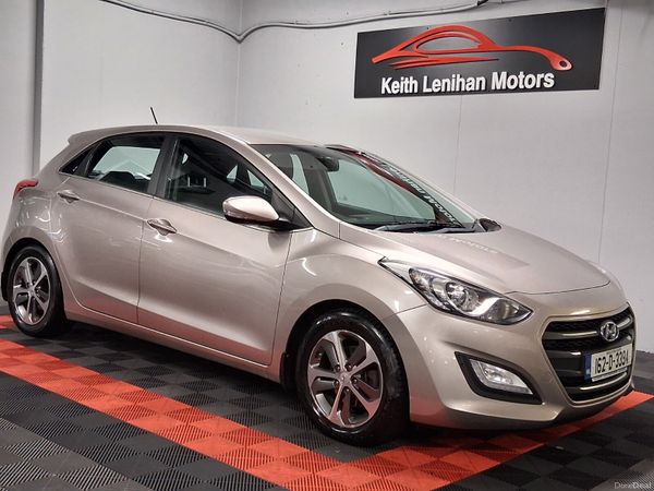 Hyundai i30 Hatchback, Diesel, 2016, White