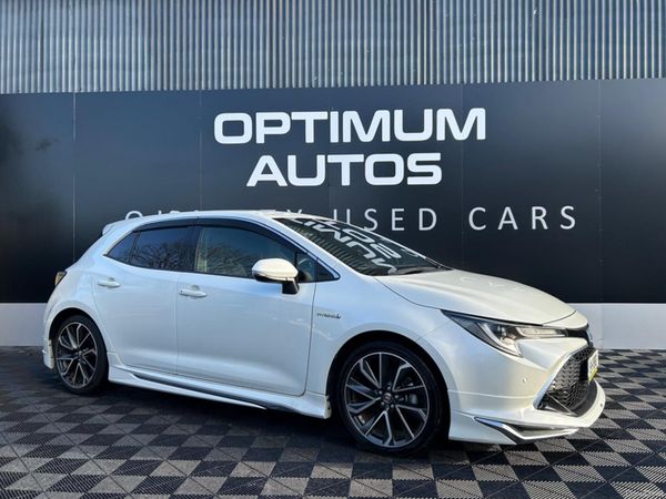Toyota Corolla Hatchback, Petrol Hybrid, 2020, White