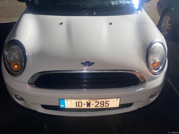 Mini First Hatchback, Petrol, 2010, White