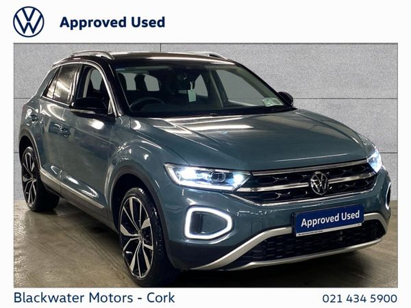 Volkswagen T-Roc SUV, Diesel, 2023, Blue